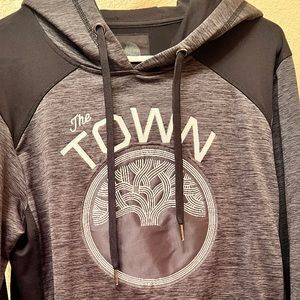 New W/O Tags. Golden State Warrior’s The Town Oakland Hoodie